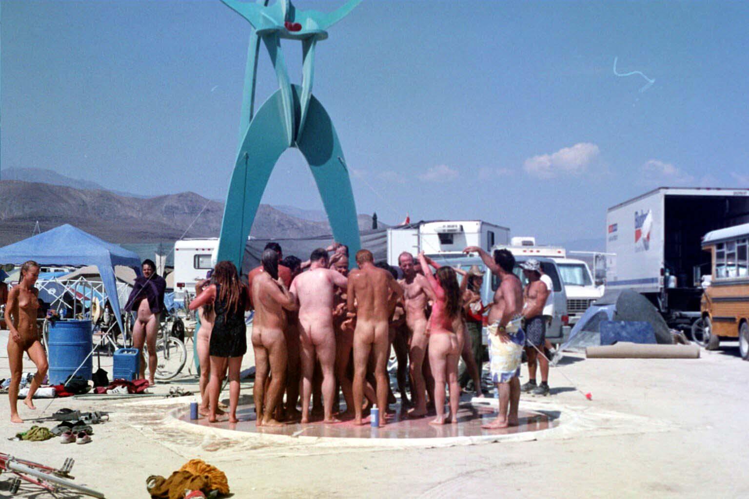 burningmanShower2