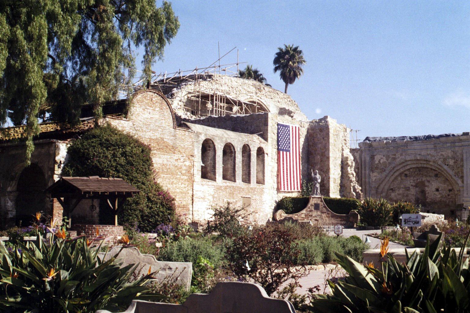 missionSanJuanCapstrano-1