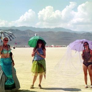 burningmanGirlsUmbella